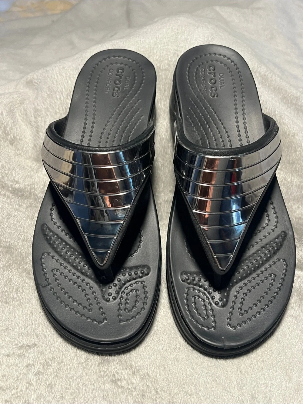Crocs,Monterey Metallic Wedge Flip